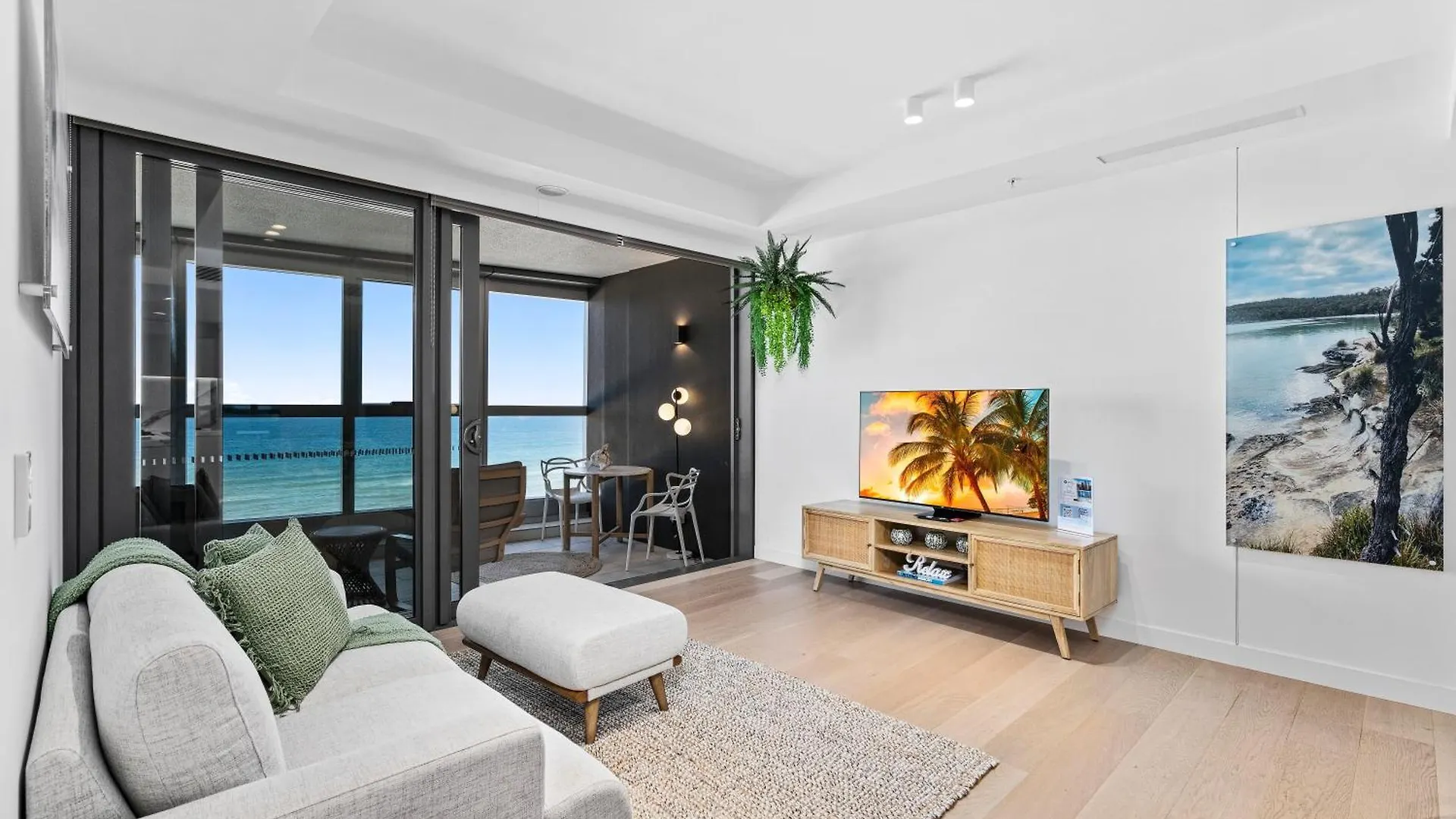 Apartment Jewel Beachfront Residences Gold Coast