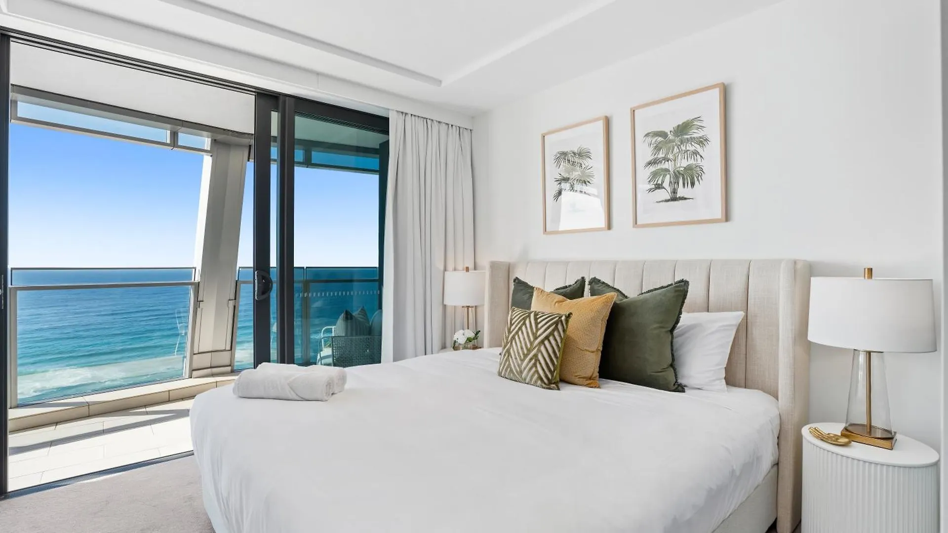 Jewel Beachfront Residences Gold Coast Apartment