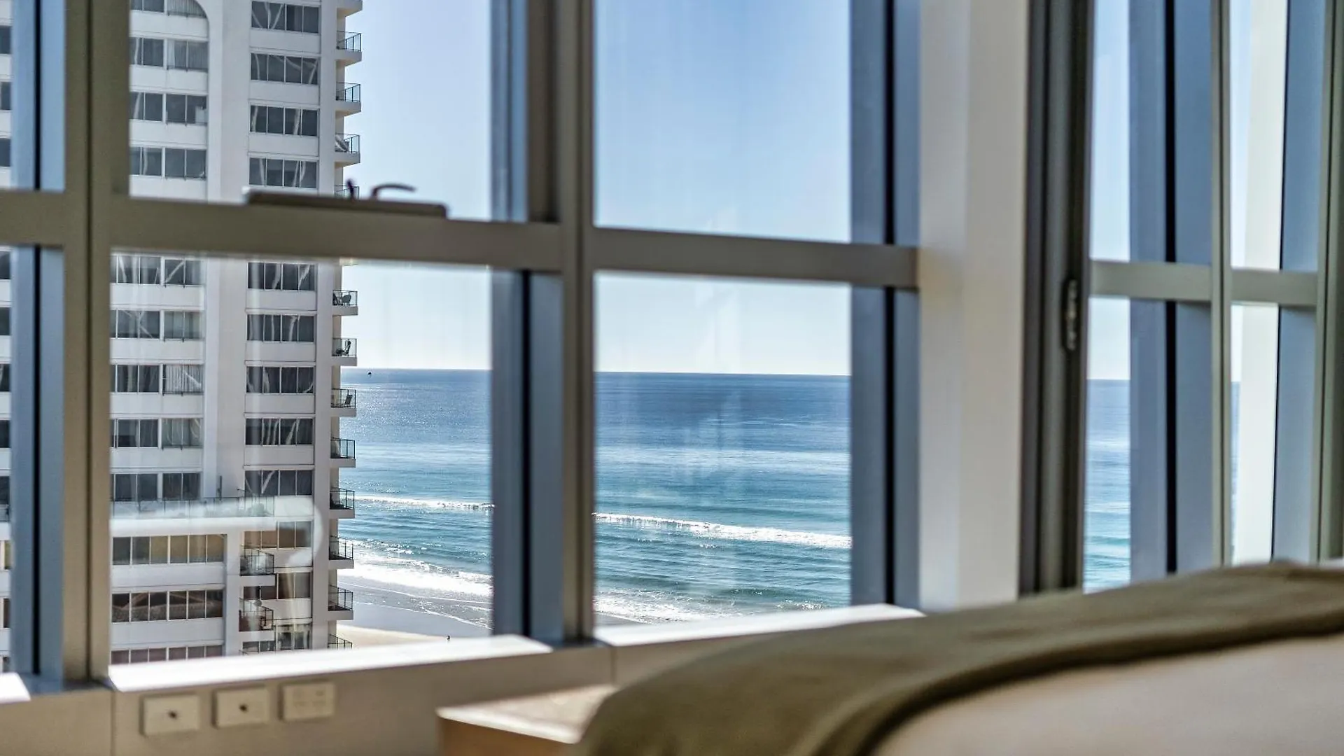 Jewel Beachfront Residences Gold Coast Apartment